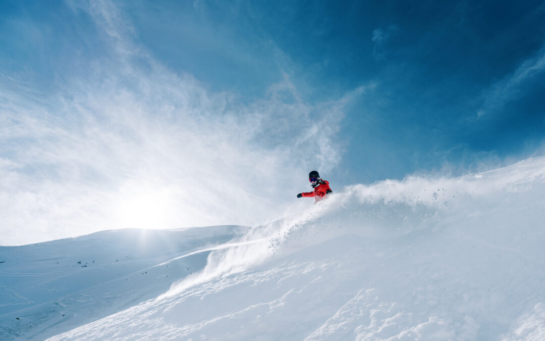 Aspen Snowmass recibe la primavera con esquí al atardecer y propuestas especiales para Semana Santa